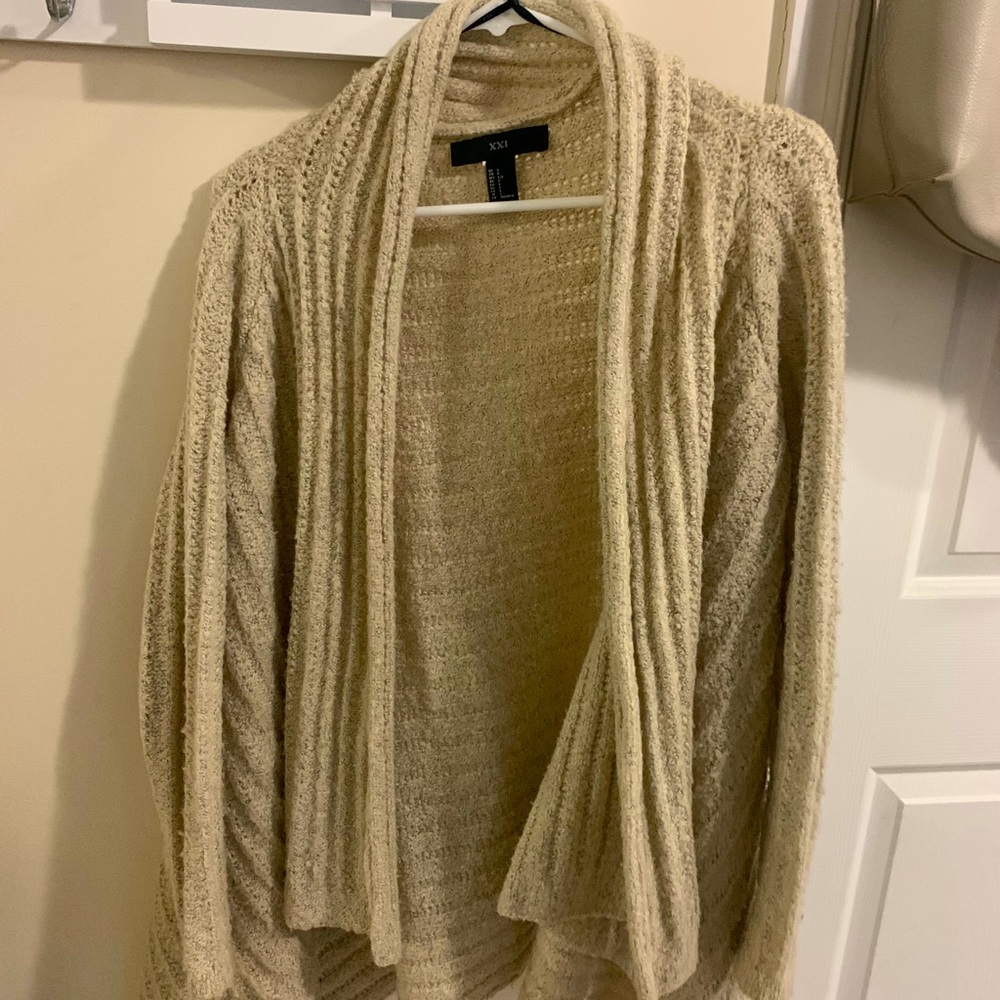 Long cardigan!